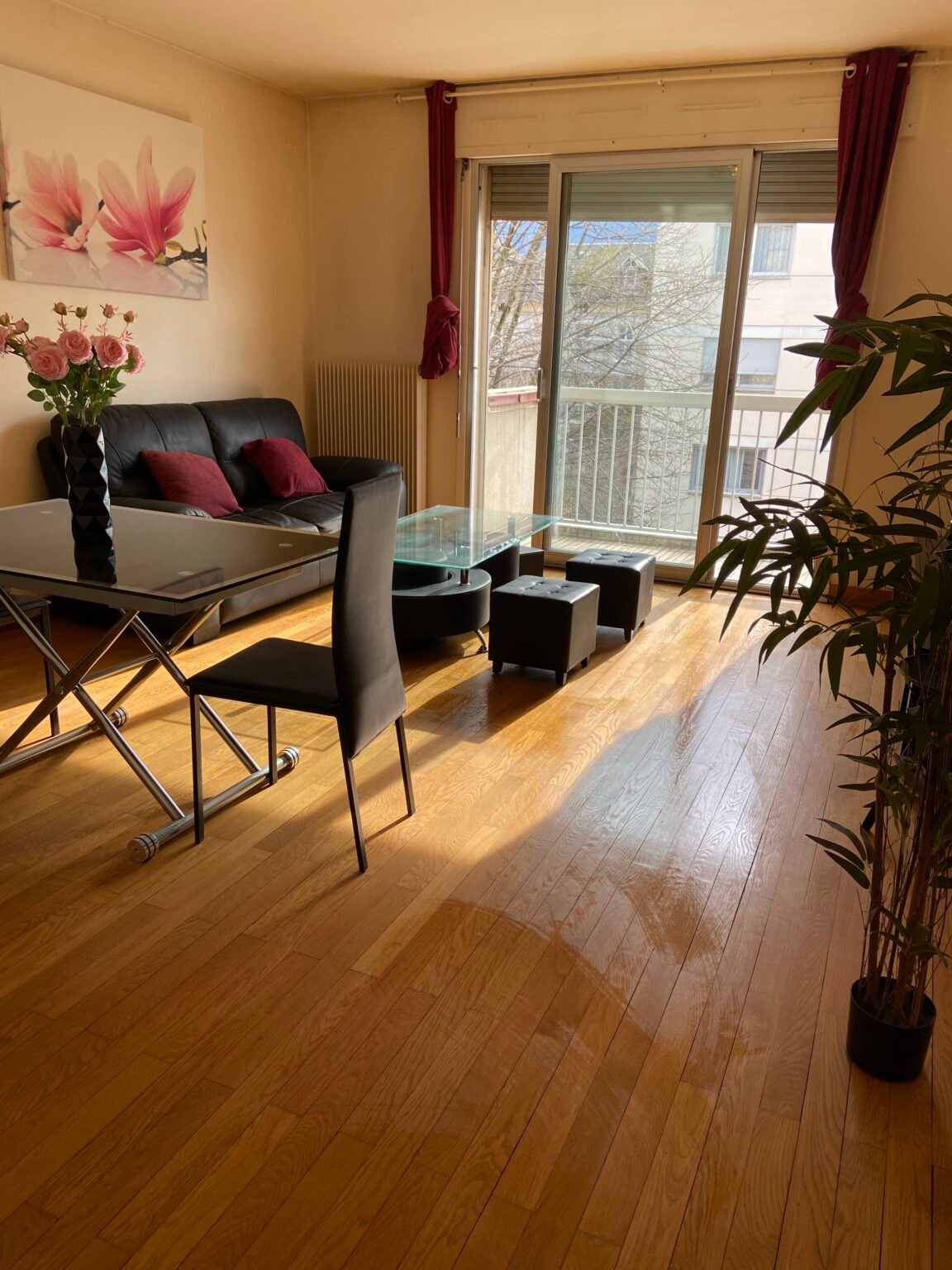 Salon nettoyé et remis en propreté après fin de location